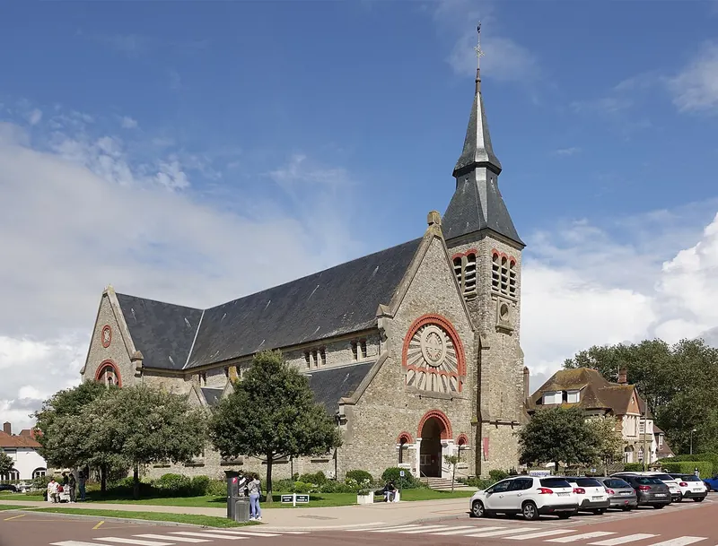 Kirche Sainte-Jeanne-d'Arc in Le Touquet-Paris-Plage, nach 1944 wiederaufgebaut