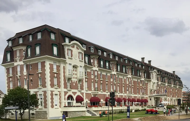Gevel van hotel Westminster, avenue du Verger, in Le Touquet-Paris-Plage